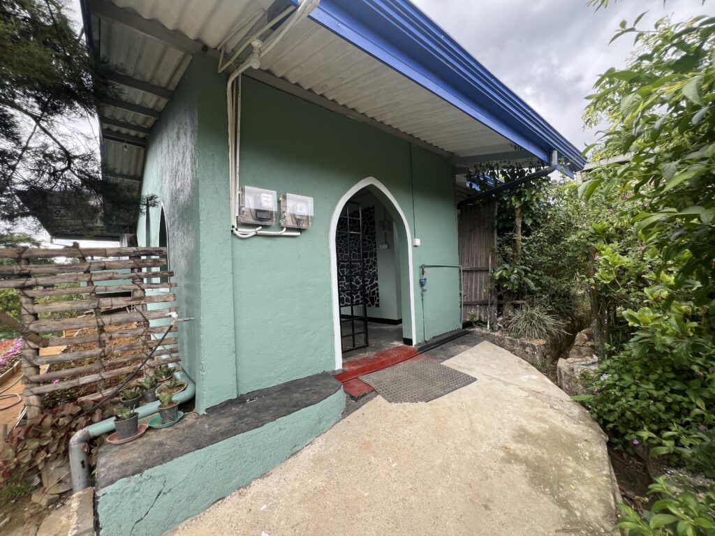 outside entrance painted